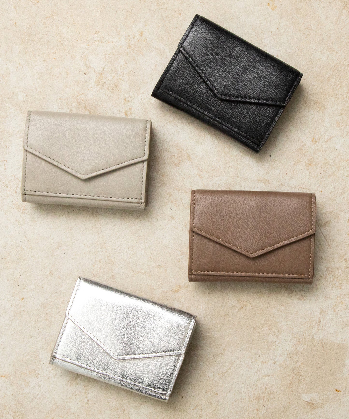 TRI-FOLD WALLET PITAPATA 三つ折り財布 PG503