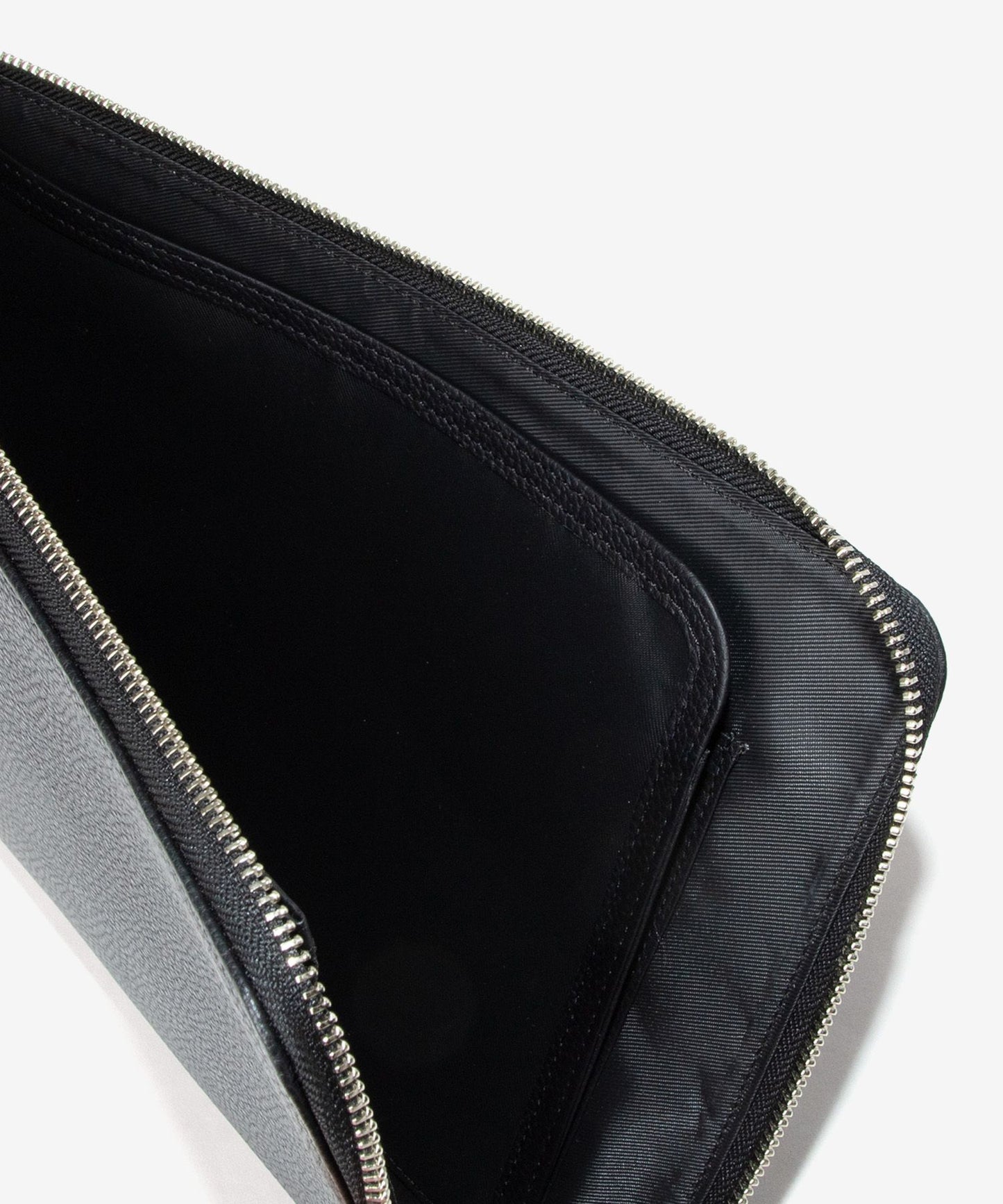 ドライグレイン クラッチバッグ