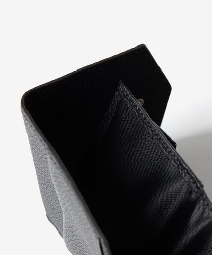 Pitter-patter trifold wallet