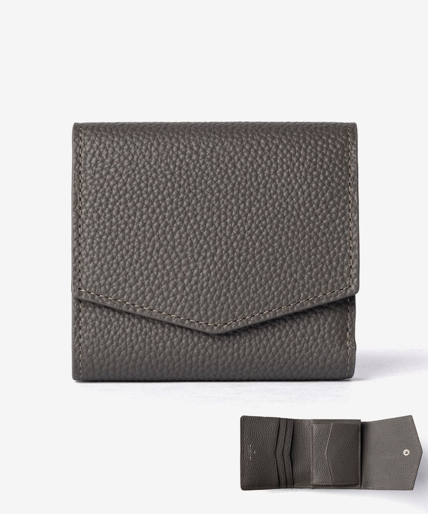 Pitter-patter trifold wallet