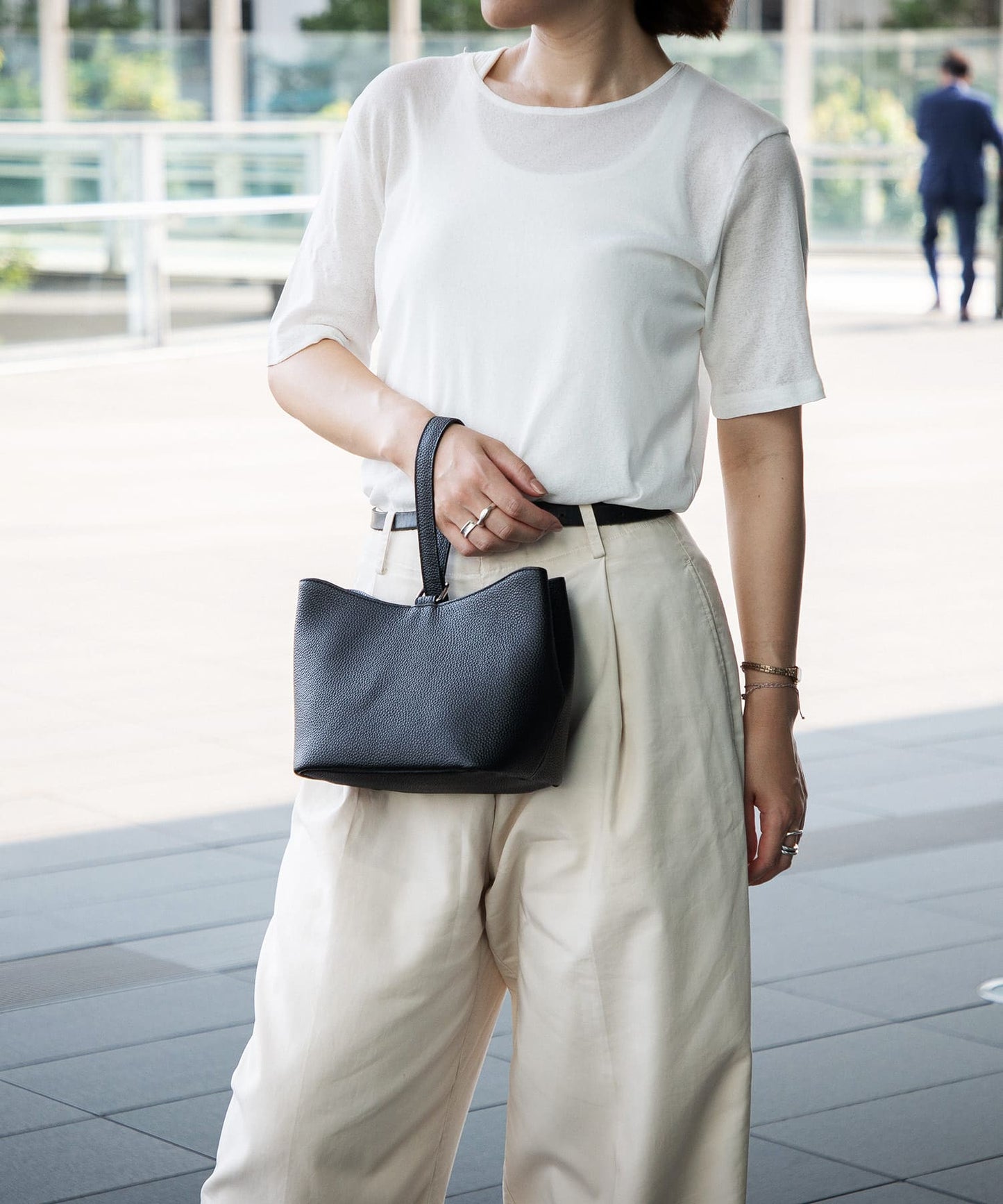 ONE HANDLE BAG