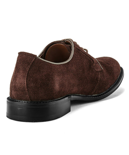 Outer feather plain toe suede shoes